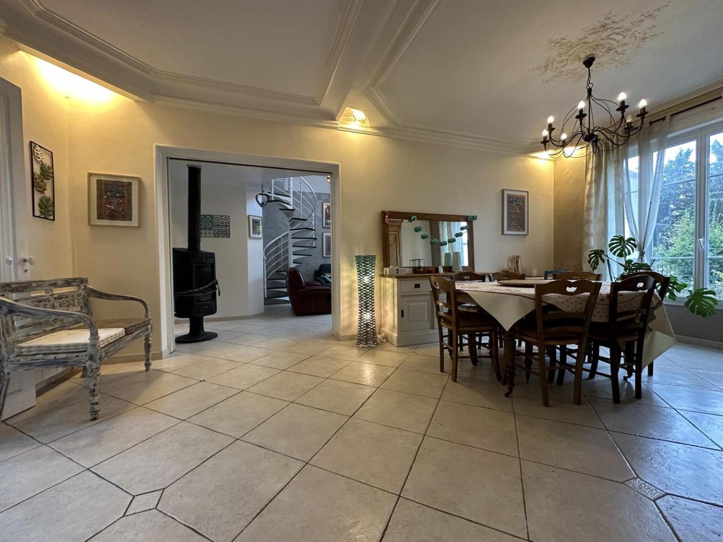 La Maison Des Lumieres Hotel ชาร์ตร ภายนอก รูปภาพ